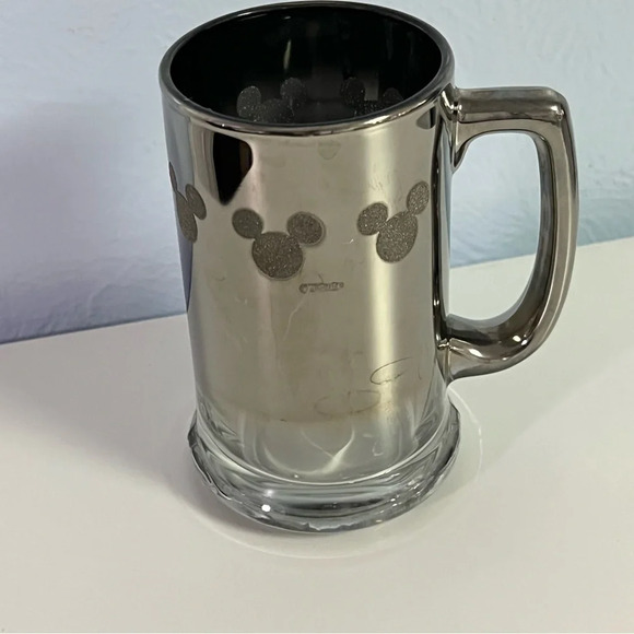 Vintage Disney chrome / mirrored mug / handled beer drinking glass - Picture 4 of 12